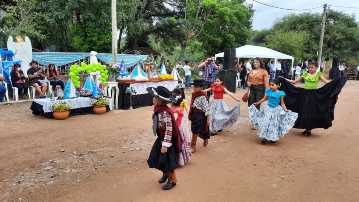 Vecinos honraron a la Virgen del Valle
