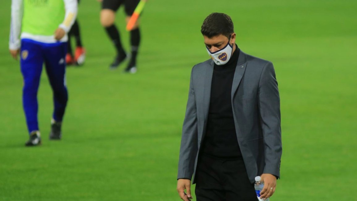 Riquelme suspendió la reunión cumbre y es inicierta la continuidad de Battaglia en Boca