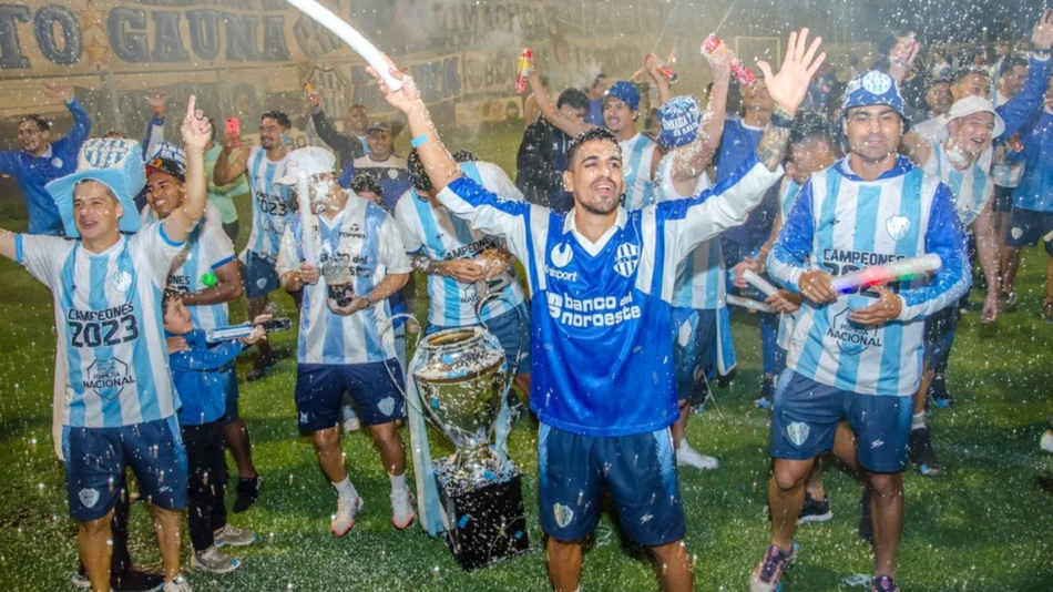 Gimnasia y Tiro prolongó los festejos en el Gigante del Norte