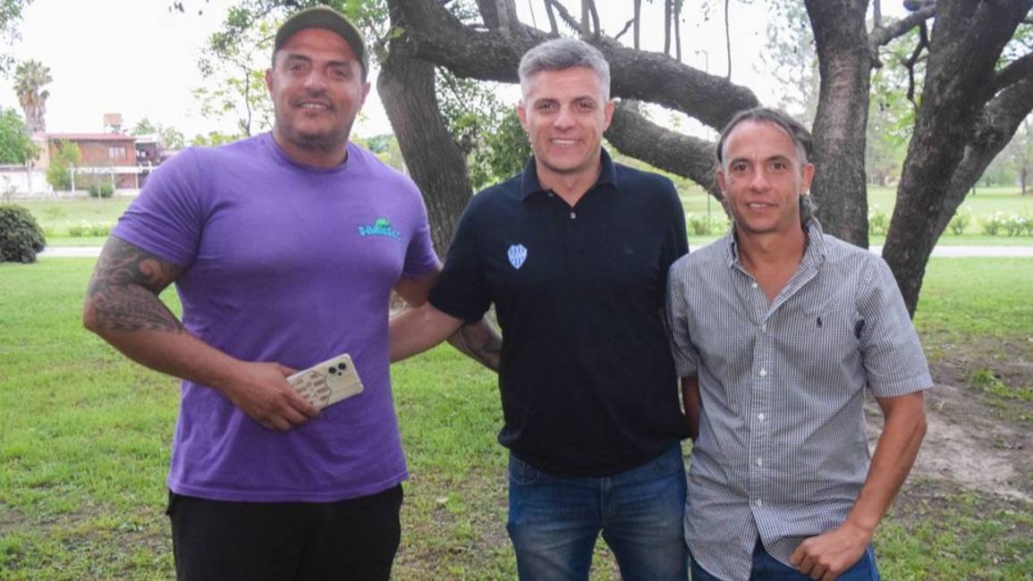 Los hermanos Mosquera y la gran promesa a su padre que dejó al albo en la gloria