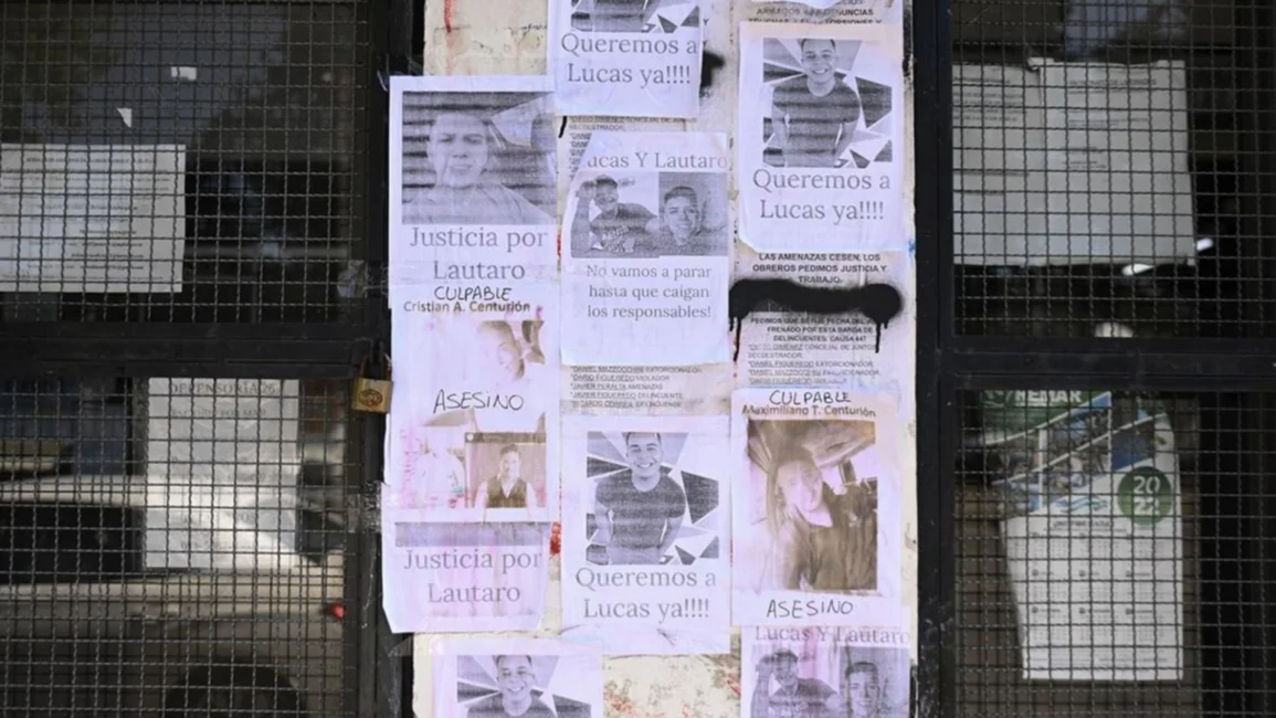 Hace un año que no aparece un joven y apuntan a policías