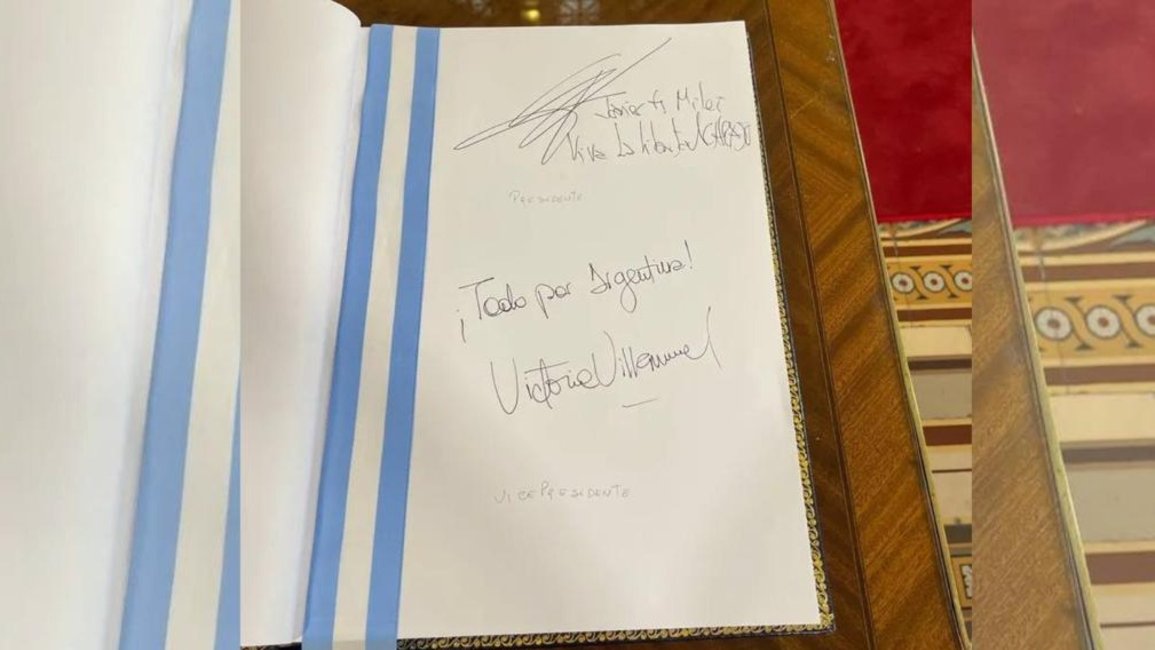 La firma de Milei y Villarruel en los libros de honor del Senado y Diputados