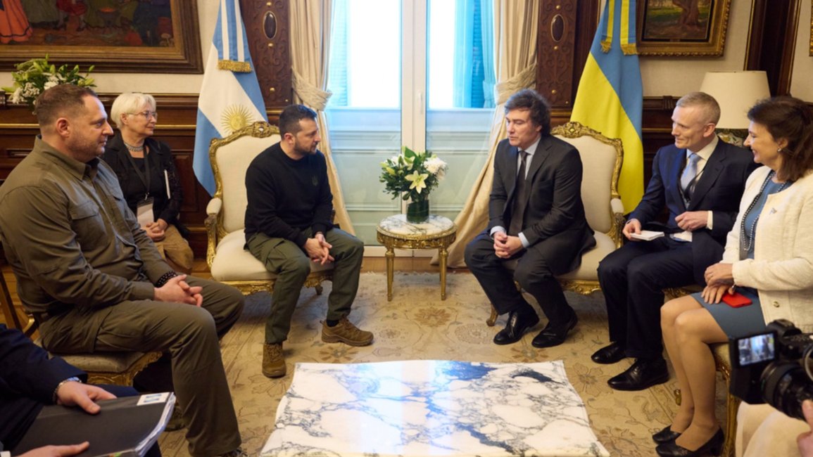  Volodymyr Zelenskyy tras reunirse con Javier Milei: "La palabra libertad nos une: Ucrania y Argentina" 