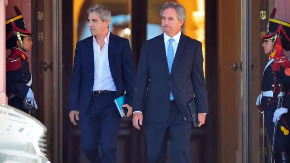 El ministro Caputo anuncia este martes el paquete de medidas económicas