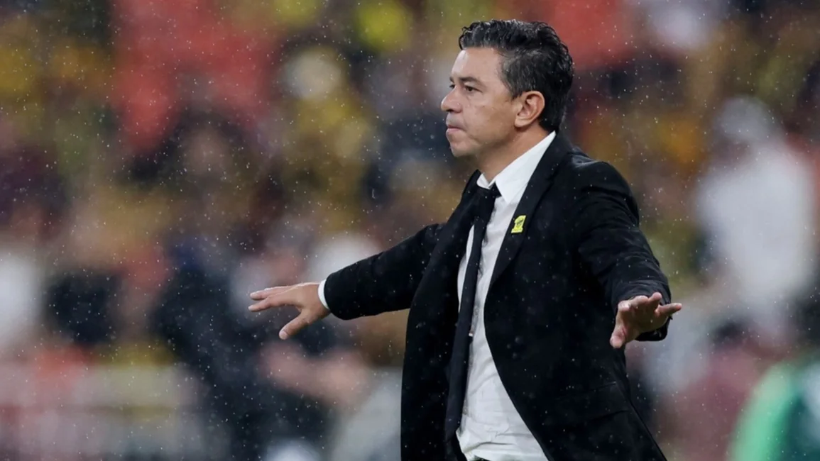 El equipo de Gallardo goleó y avanzó a los cuartos de final del Mundial de Clubes