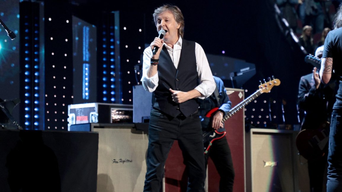 Paul McCartney desandó el camino del adiós y prometió volver