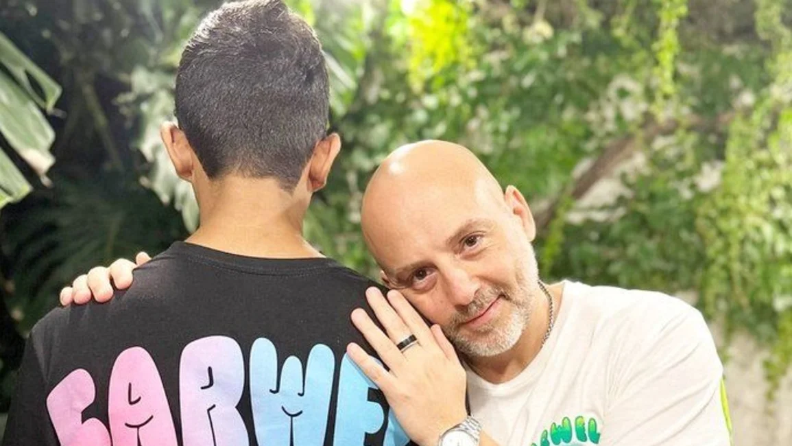 José María Muscari adoptó  un adolescente de 15 años