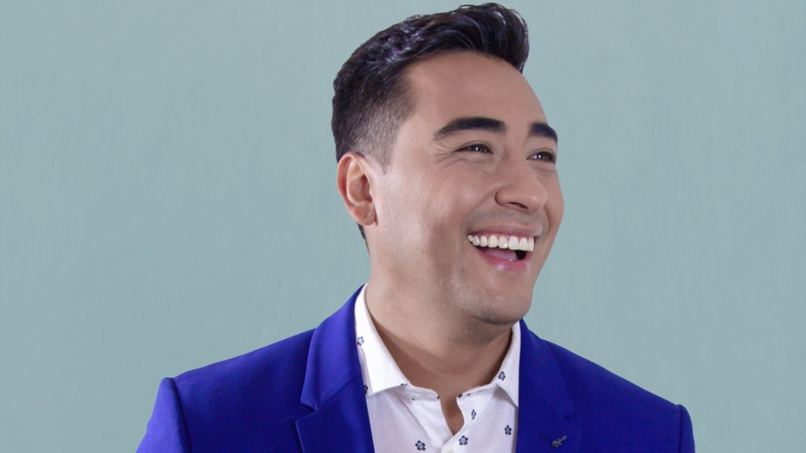 El carisma de Gaby Morales lo convierte en un artista especial