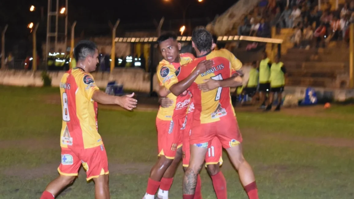 Mitre y San Miguel chocarán en cuartos de final del Regional Amateur 