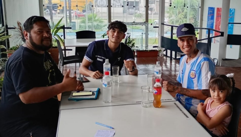 "Pitbull" y "La Cobrita", listos para la batalla internacional