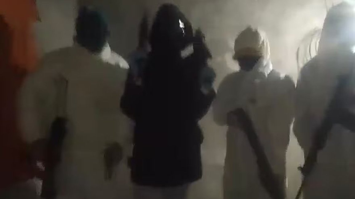 VIDEO. Mostrando armas de guerra, el narcoterrorismo amenazó a Patricia Bullrich: “Esto nunca va a terminar”