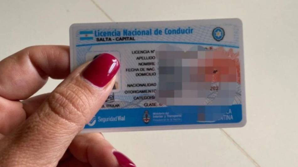 A nivel nacional faltan insumos para imprimir licencias de conducir, lo que afecta también a Salta