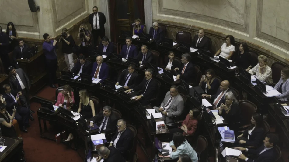 El Senado echó a Kueider y el kirchnerismo suma al bloque un legislador