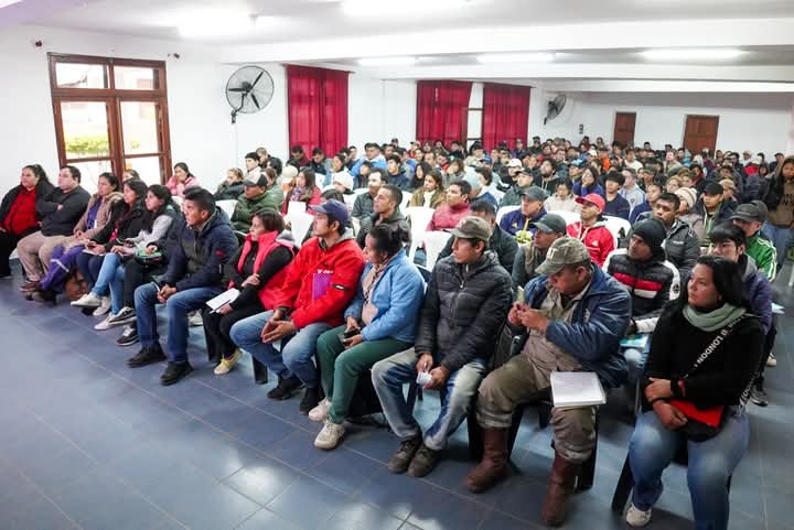 Escándalo por cursos truchos en Salta: según damnificados Jorge “Coco” Chávez Díaz reclutaba colaboradores para ofrecer cursos para luego no pagarles 