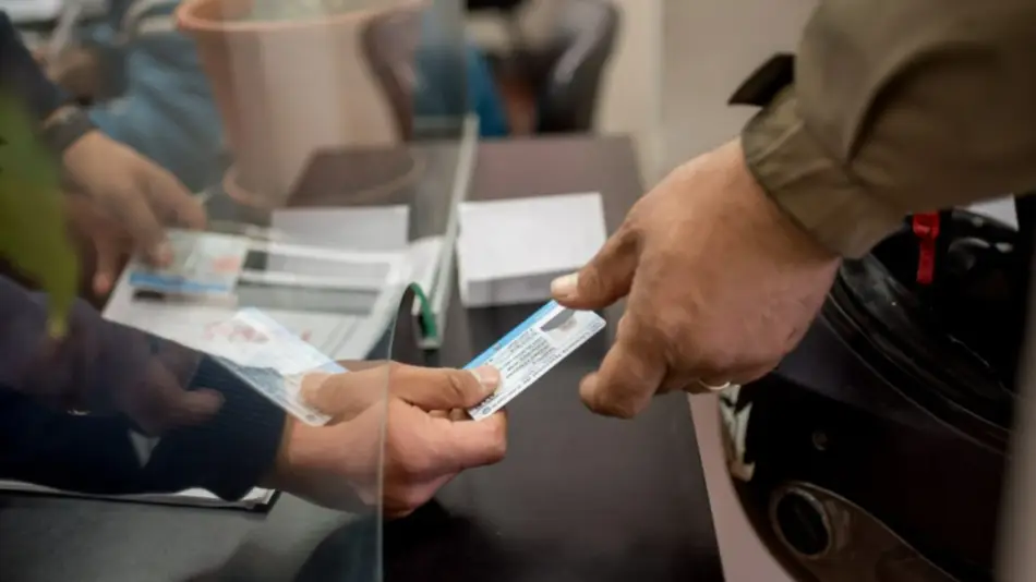 Tránsito: ya se tramita el carné sin pagar multas de otras jurisdicciones