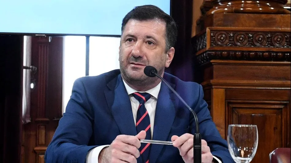 Pidieron la extradición del ex senador Edgardo Kueider