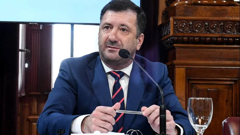 La Justicia allanó el despacho de Kueider y rechazó un pedido para ser restituido a su banca