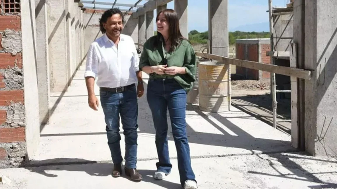La visita de Petovello confirmó que la Técnica Tesla estará lista en 2025