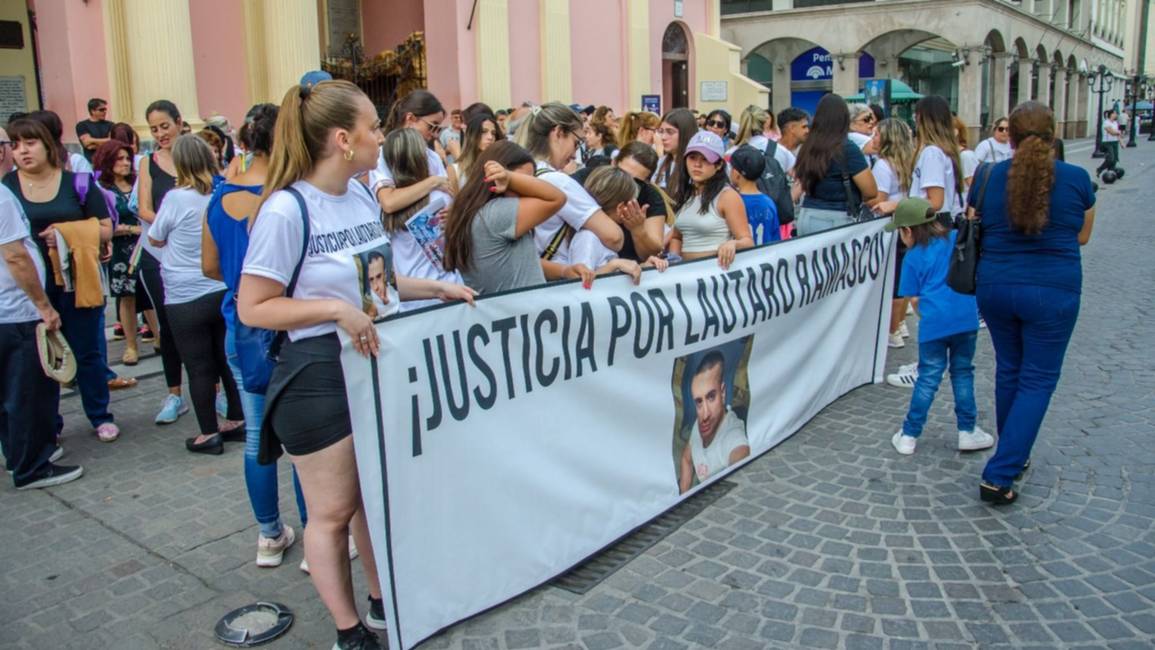 Familiares y amigos de Lautaro Ramasco pidieron se haga justicia