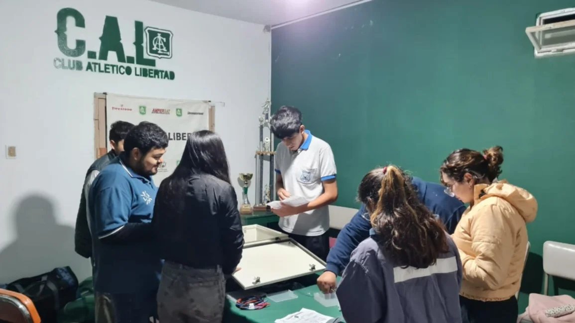 Aporte de los jóvenes para el club de Campo Santo