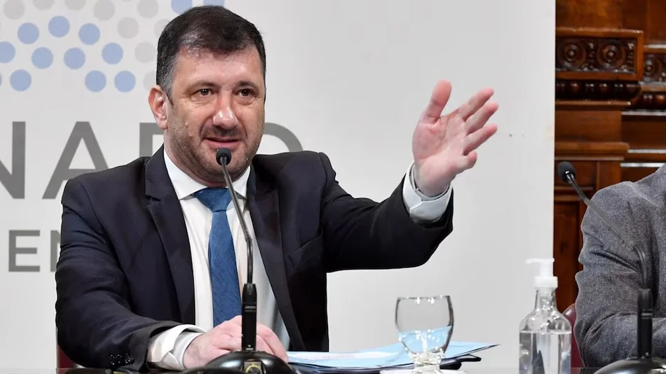 VIDEO. Difunden el momento en que encuentran 211 mil dólares al exsenador Kueider en Paraguay