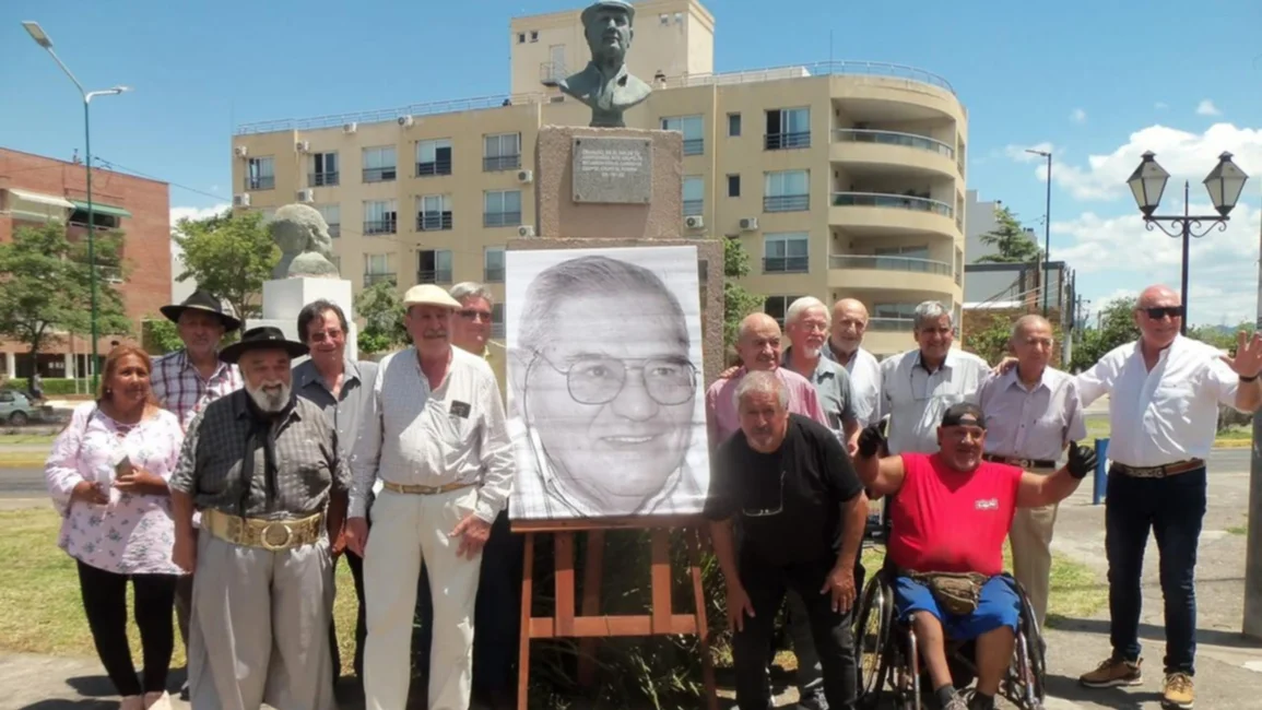 Emotivo homenaje a Tombolito a 96 años de su natalicio 