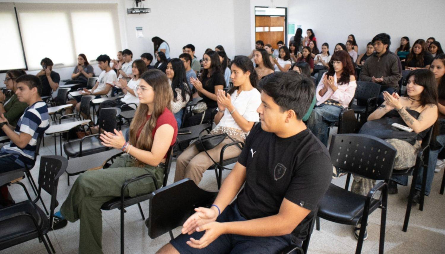 Mi primera licencia: UCASAL y la Municipalidad de Salta realizaron una nueva entrega de certificados de Educación Vial