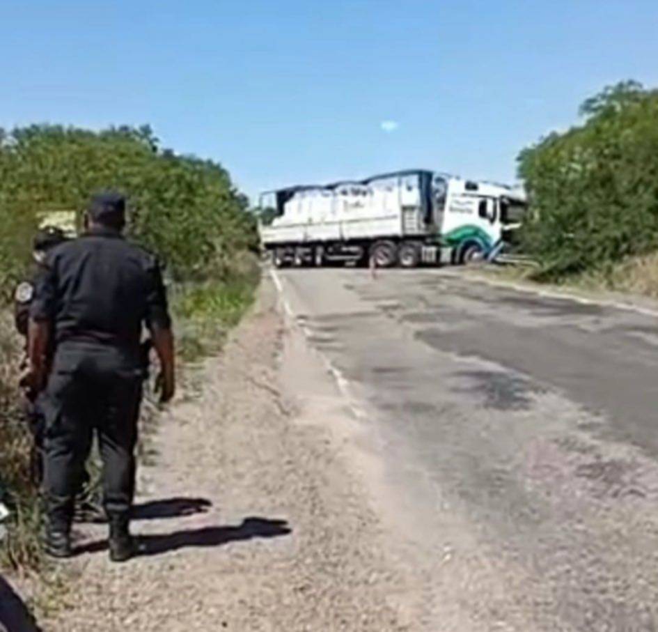 Tragedia en Salta: un hombre murió tras chocar con un camión en la Ruta 34, Embarcación 