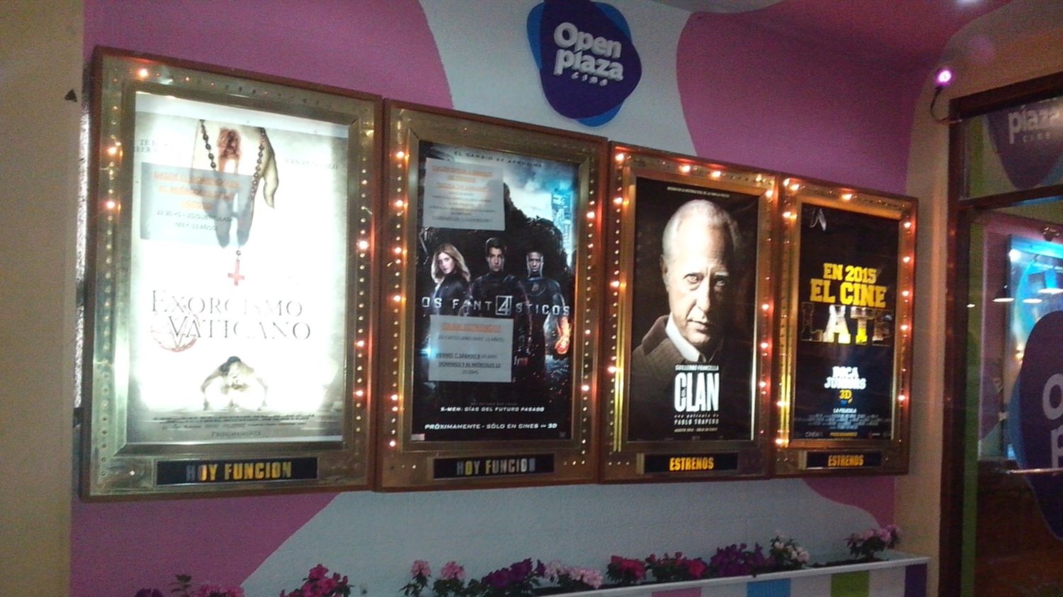 CINE OPEN PLAZA
